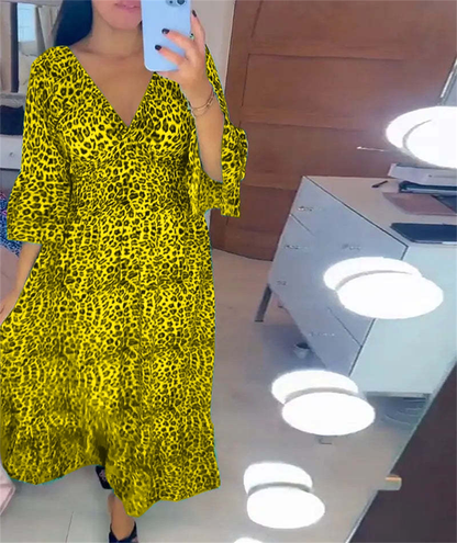 🔥HOT SALE 50% OFF🔥Women's Cotton Wrap Dress With Leopard Pattern