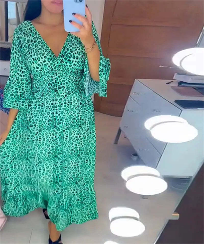 🔥HOT SALE 50% OFF🔥Women's Cotton Wrap Dress With Leopard Pattern