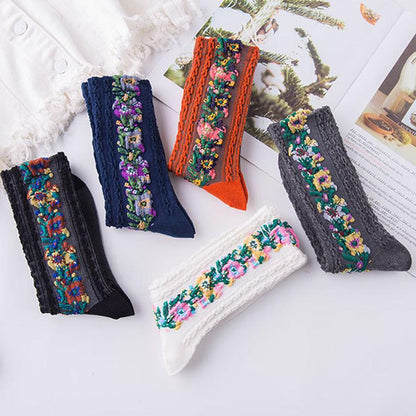 🔥(5 pairs)Vintage Embroidered Floral Socks