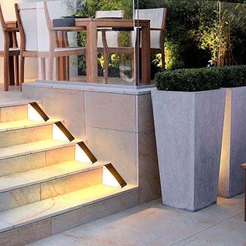 🔥Automatic Light-sensitive IP68 Waterproof Stair Light Solar Charging