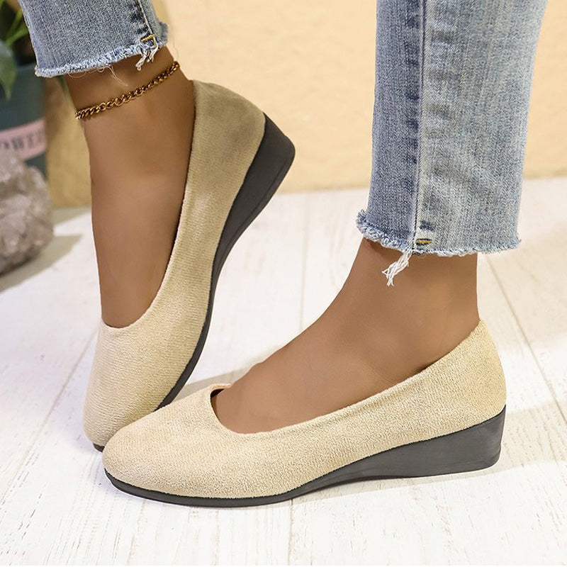 🔥Hot Sale🔥Elegant Lightweight Anti-Slip Low Heel Wedge Shoes