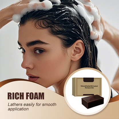 Pflanzliches, festes Naturshampoo zur Regulierung von überschüssigem Talg